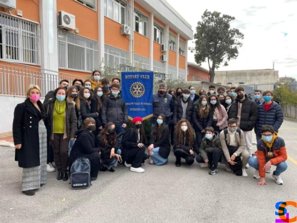 Rotary Club Maddaloni Valle di Suessola ospite del Liceo Cortese
